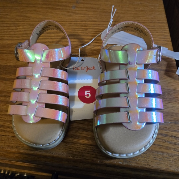 Sandals - Picture 1 of 3